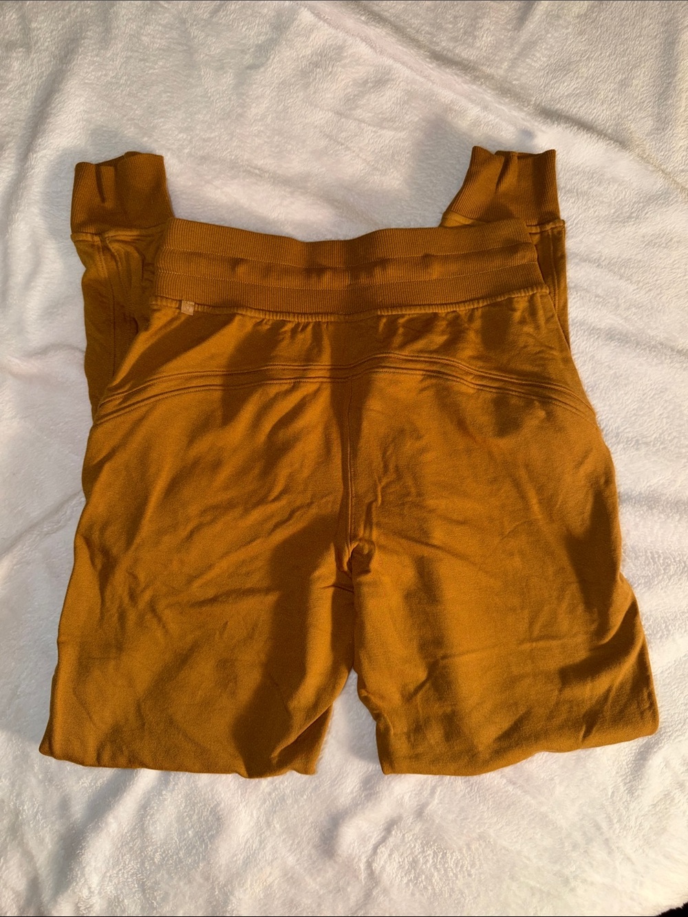 Lululemon joggers Ribbed waist- Mustard size 2